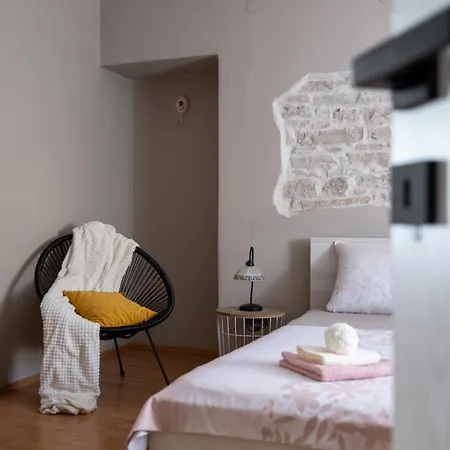 1399 Villa
