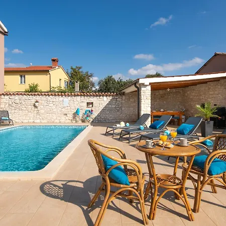 Villa 1399 Hreljići